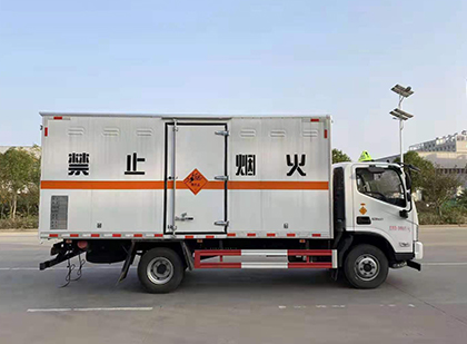 西塞山爆破器材运输车